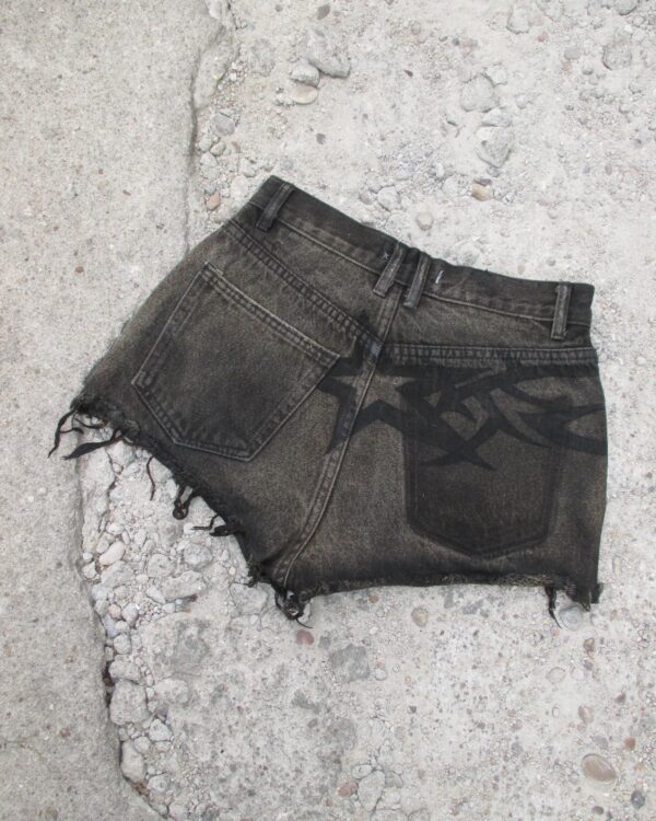 TRIBALS Y2K SHORT - PIECE 394 - Image 2
