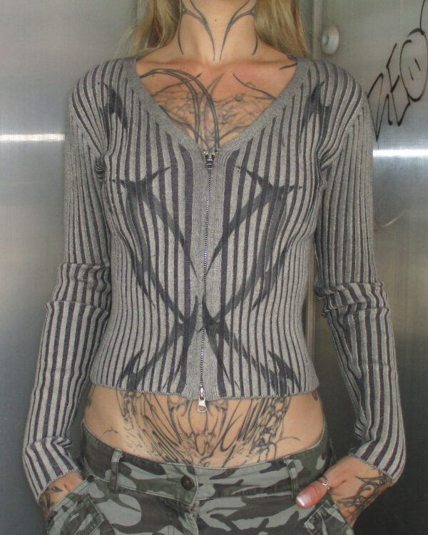 TRIBALS Y2K SWEATER - PIECE 359 - Image 2