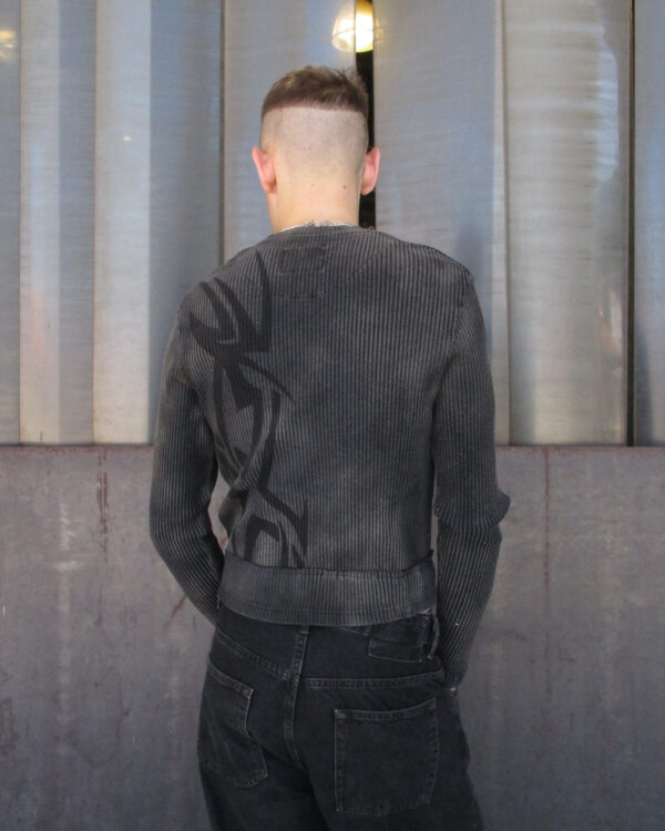Y2K SWEATER - PIECE 360 - Image 2
