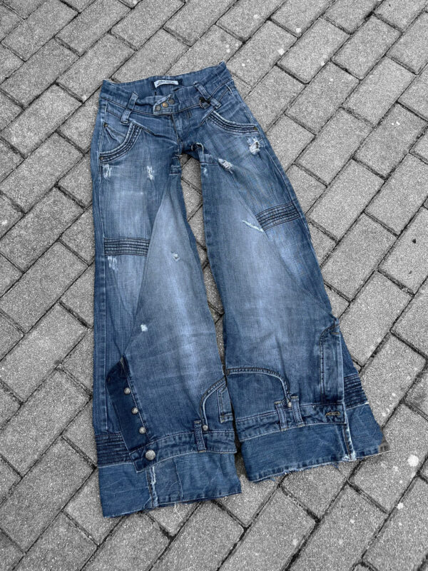 REWORKED Y2K JEANS - PIECE 364