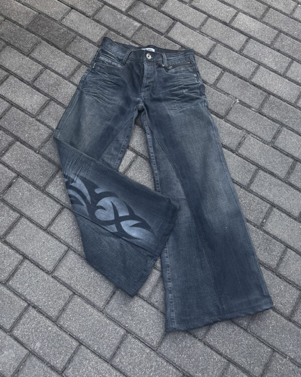 REWORKED JEANS - PIECE 366 - Image 4