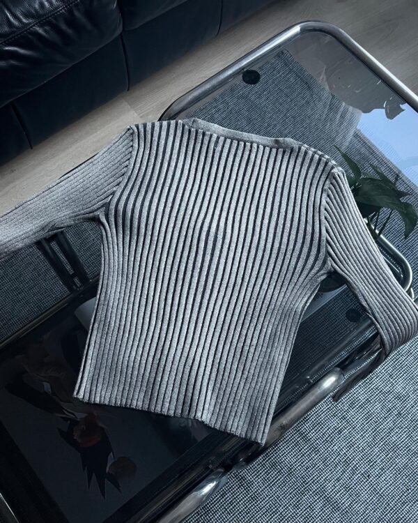 TRIBALS Y2K SWEATER - PIECE 359 - Image 4