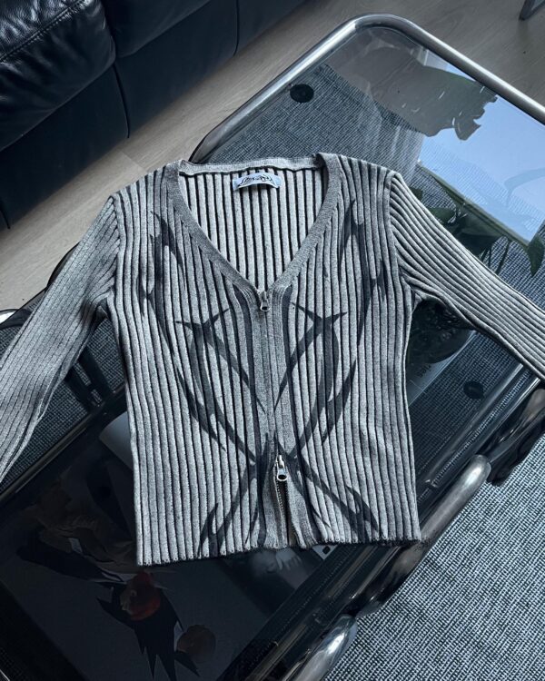 TRIBALS Y2K SWEATER - PIECE 359 - Image 3