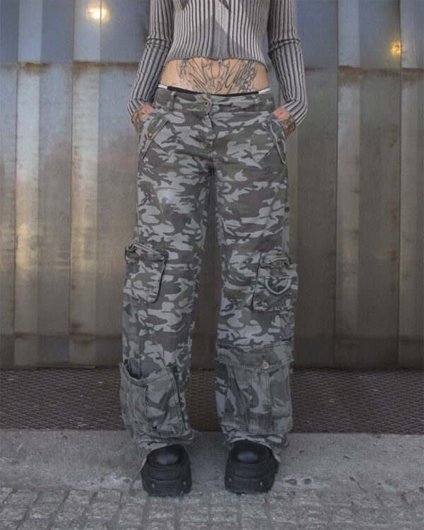 CAMOUFLAGE Y2K PANTS - PIECE 297 - Image 3