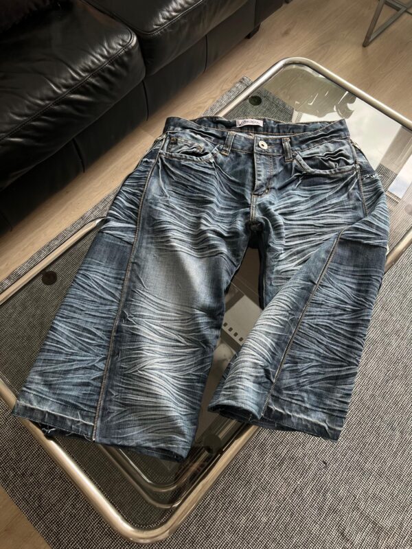 ZIPPERED CAPRI JEANS - PIECE 368 - Image 6