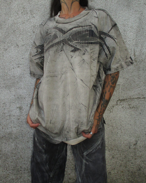 TRASHY TRIBAL T-SHIRT - PIECE 374