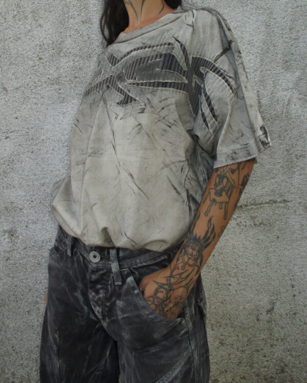 TRASHY TRIBAL T-SHIRT - PIECE 374 - Image 5