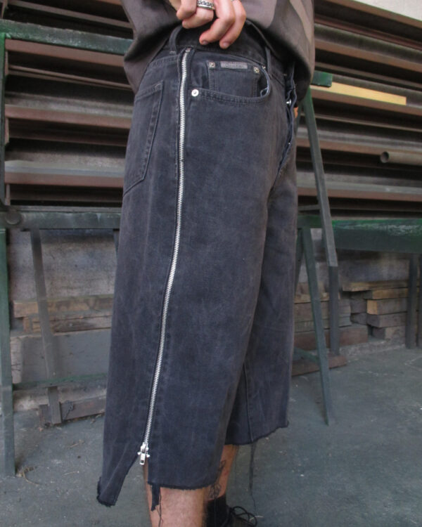 BLACK ZIPPERED JEANS -  PIECE 388 - Image 4