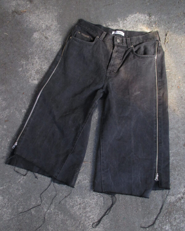BLACK ZIPPERED JEANS -  PIECE 388
